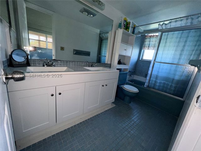 2061 NW 47th Ter 207, Lauderhill, FL 33313