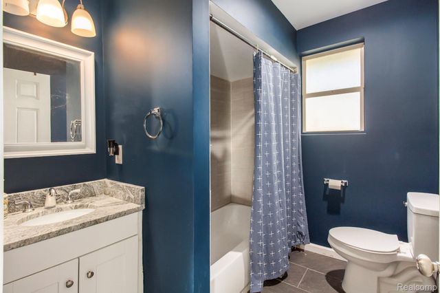 2861 Fishermans Drive, Highland Charter Township, MI 48356