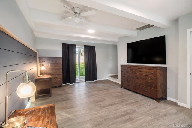 2861 Fishermans Drive, Highland Charter Township, MI 48356