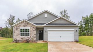 3033 Middle Creek Lane, Greensboro, NC 27405