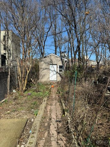 655 Maple Street, New York City, NY 11203