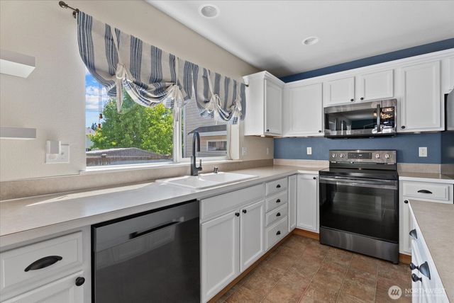 11820 126th Street Ct E, Puyallup, WA 98374
