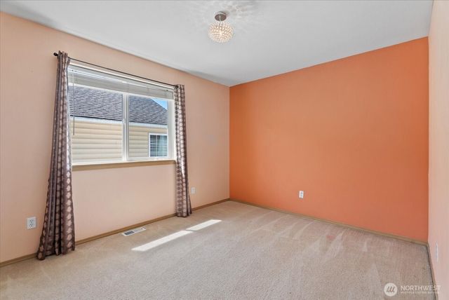 11820 126th Street Ct E, Puyallup, WA 98374