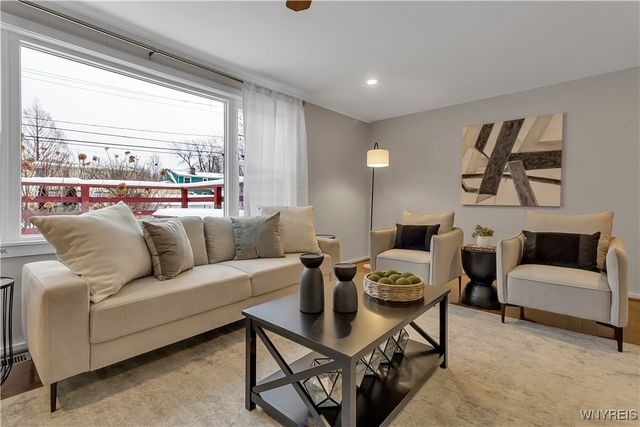 244 Hamilton Drive, Amherst, NY 14226