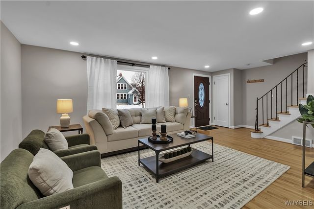 244 Hamilton Drive, Amherst, NY 14226