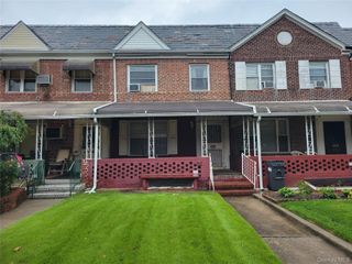 61-45 82nd Street, Middle Village, NY 11379