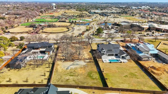 320 Shady Oaks Drive, Southlake, TX 76092