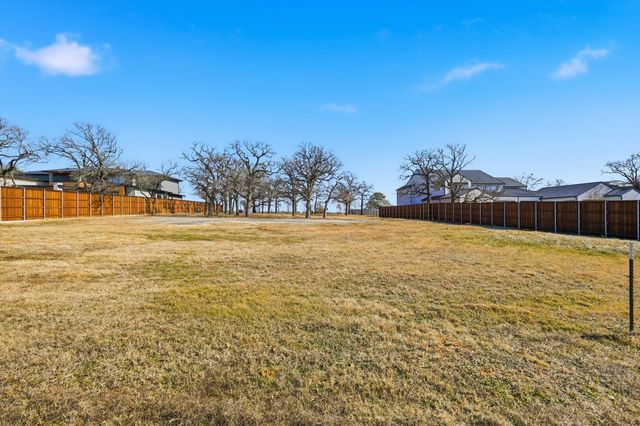 320 Shady Oaks Drive, Southlake, TX 76092