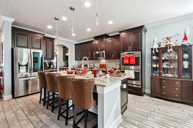 18779 DEER TRACKS LOOP, Lutz, FL 33558