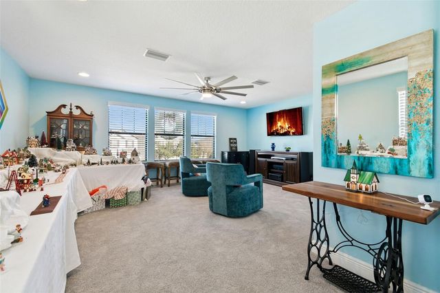 18779 DEER TRACKS LOOP, Lutz, FL 33558