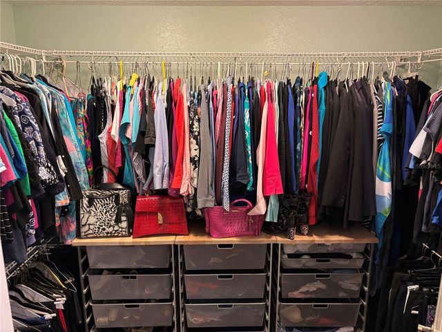 18779 DEER TRACKS LOOP, Lutz, FL 33558