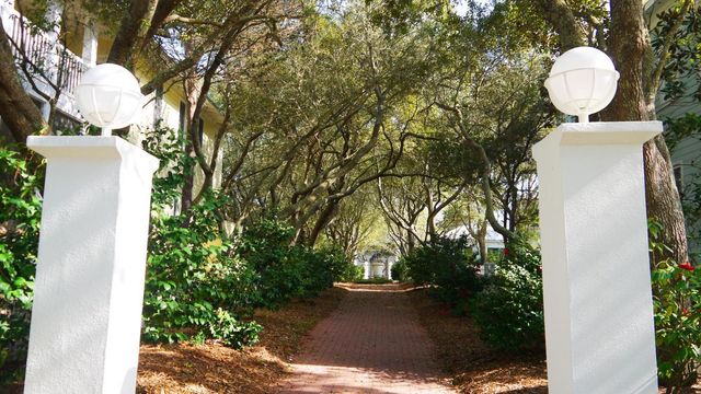501 Beachside Gardens, Panama City Beach, FL 32413