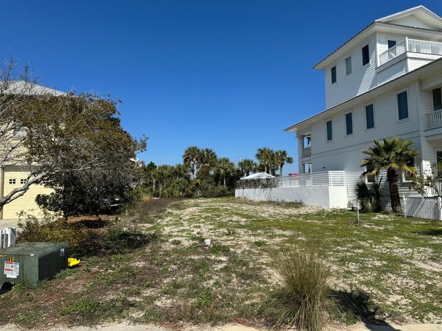 501 Beachside Gardens, Panama City Beach, FL 32413