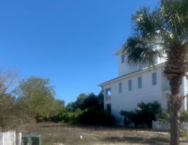 501 Beachside Gardens, Panama City Beach, FL 32413