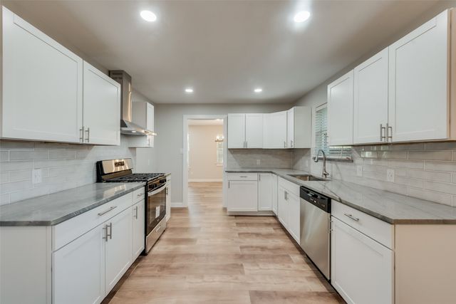 1703 15th Place, Plano, TX 75074