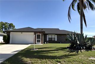 1423 NE 13th AVE, Cape Coral, FL 33909