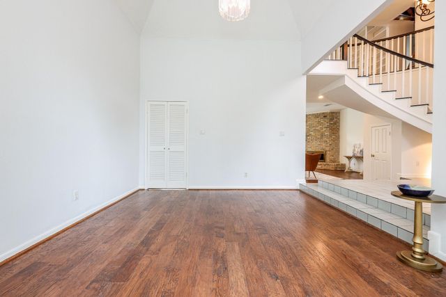 5103 Westerham Place, Houston, TX 77069