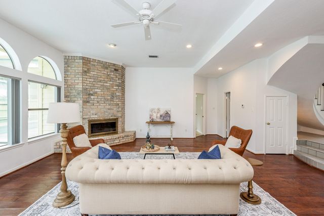 5103 Westerham Place, Houston, TX 77069