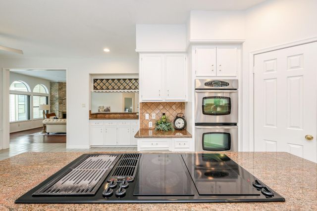 5103 Westerham Place, Houston, TX 77069