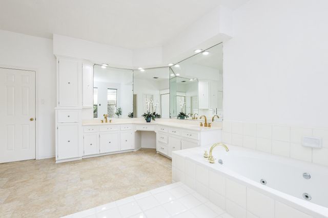 5103 Westerham Place, Houston, TX 77069