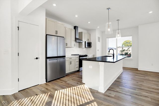 1303 Deloss Street, Indianapolis, IN 46203