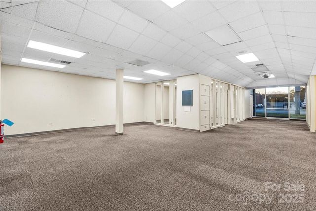 704 N Cannon Boulevard, Kannapolis, NC 28083