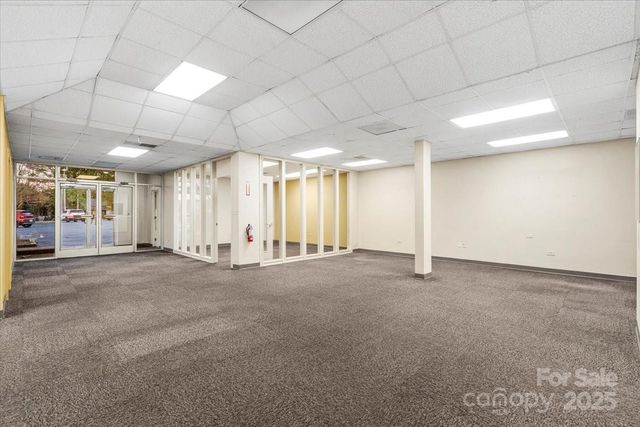 704 N Cannon Boulevard, Kannapolis, NC 28083