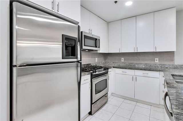3338 Peachtree Road NE 2401, Atlanta, GA 30326