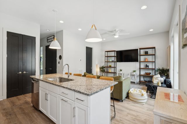 1122 Harmony Way, Nashville, TN 37207
