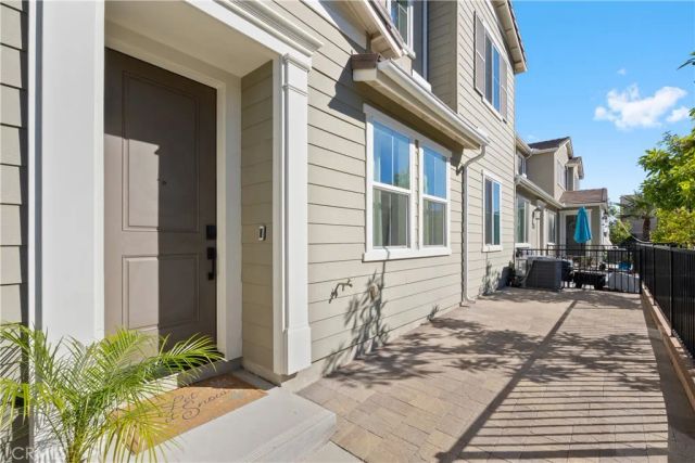 5604 Altamura Way 10, Fontana, CA 92336