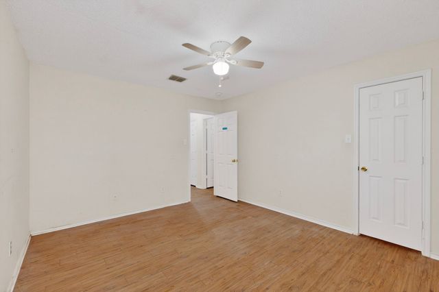 602 Flooded Gum Street, Arlington, TX 76002