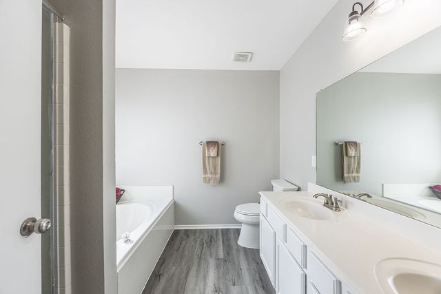 2831 Grandview Drive, Grand Prairie, TX 75052