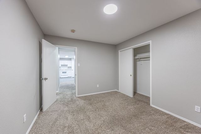 2831 Grandview Drive, Grand Prairie, TX 75052