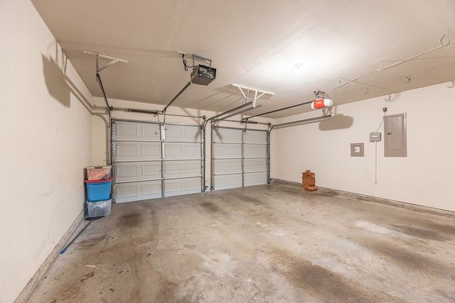 2831 Grandview Drive, Grand Prairie, TX 75052