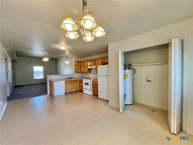 3805 Uvalde Drive, Killeen, TX 76549