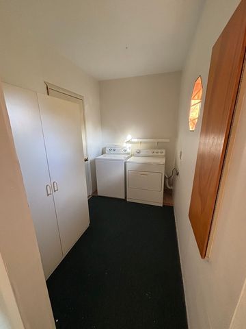 2109 Mallard Drive, Mahomet, IL 61853