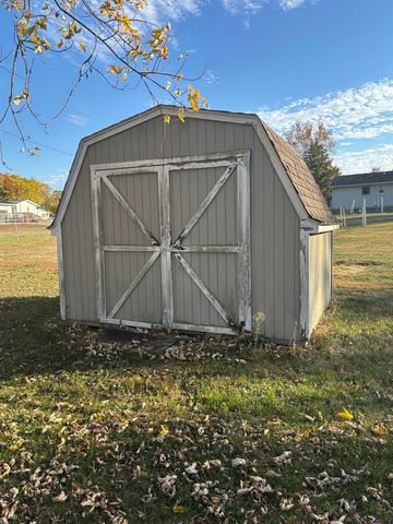 2109 Mallard Drive, Mahomet, IL 61853