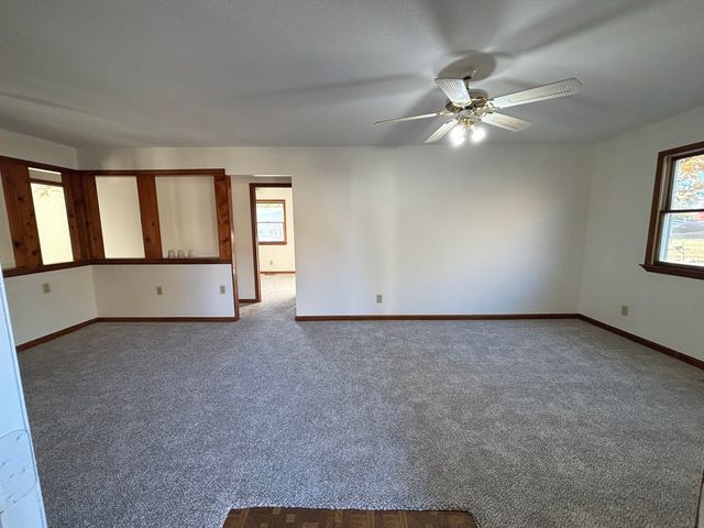 2109 Mallard Drive, Mahomet, IL 61853