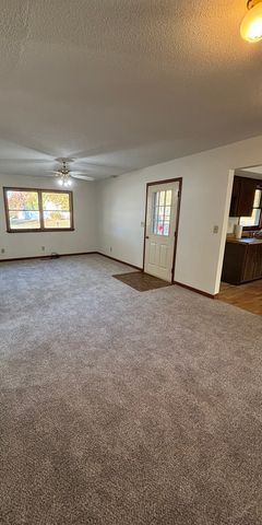 2109 Mallard Drive, Mahomet, IL 61853