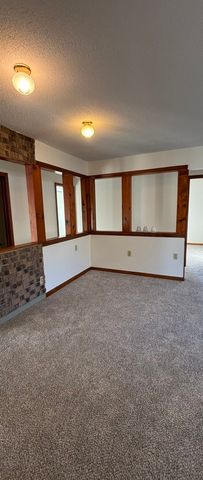 2109 Mallard Drive, Mahomet, IL 61853