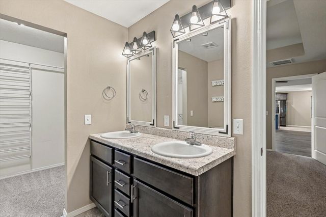 571 W Grace Street, Republic, MO 65738