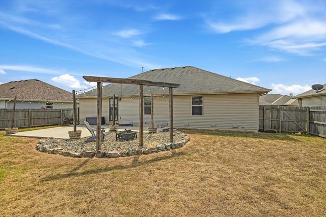 571 W Grace Street, Republic, MO 65738