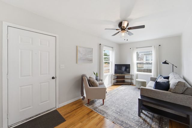 3608 59th Street, Des Moines, IA 50322