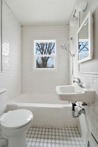 3608 59th Street, Des Moines, IA 50322