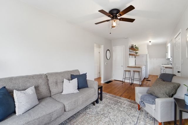 3608 59th Street, Des Moines, IA 50322