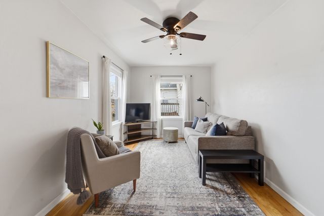 3608 59th Street, Des Moines, IA 50322