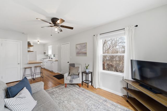 3608 59th Street, Des Moines, IA 50322