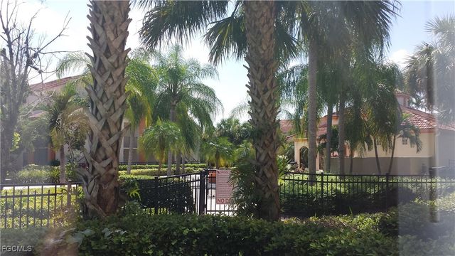 13521 Eagle Ridge DR 112, Fort Myers, FL 33912