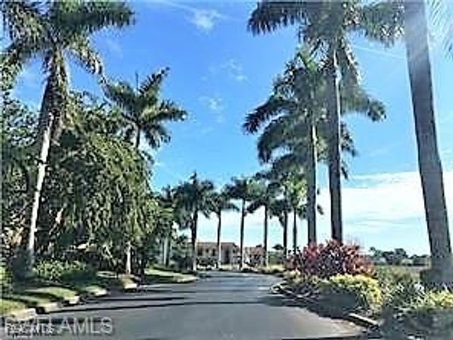 13521 Eagle Ridge DR 112, Fort Myers, FL 33912