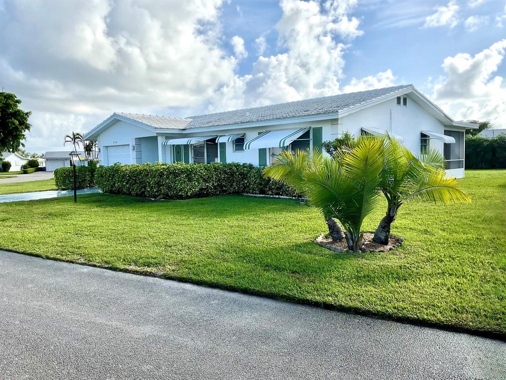 2102 SW 22nd Court SW, Boynton Beach, FL 33426